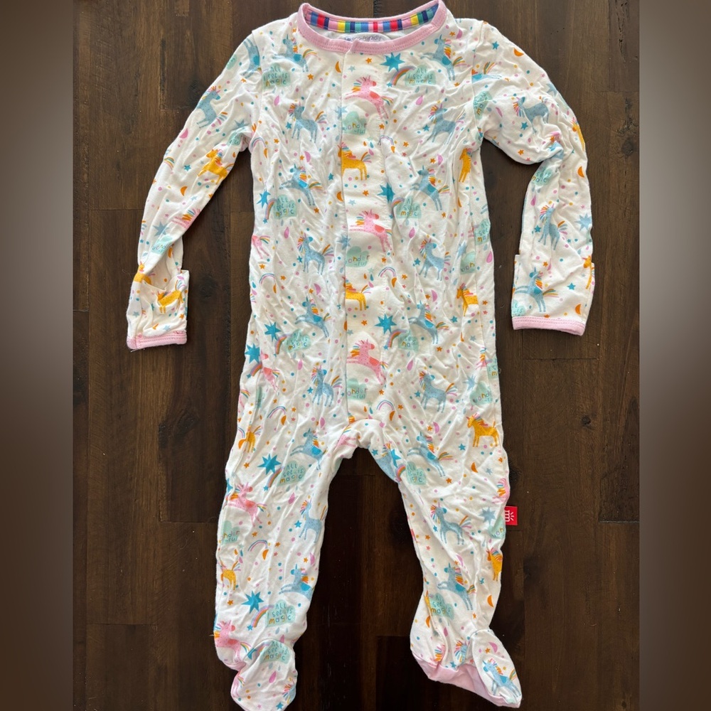 Girls magnetic me Dino sleeper